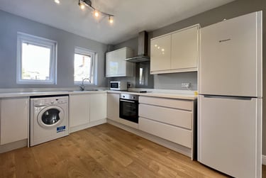 2 bed flat, Brandling Court, Sandyford, Newcastle, NE21TN - Image 1